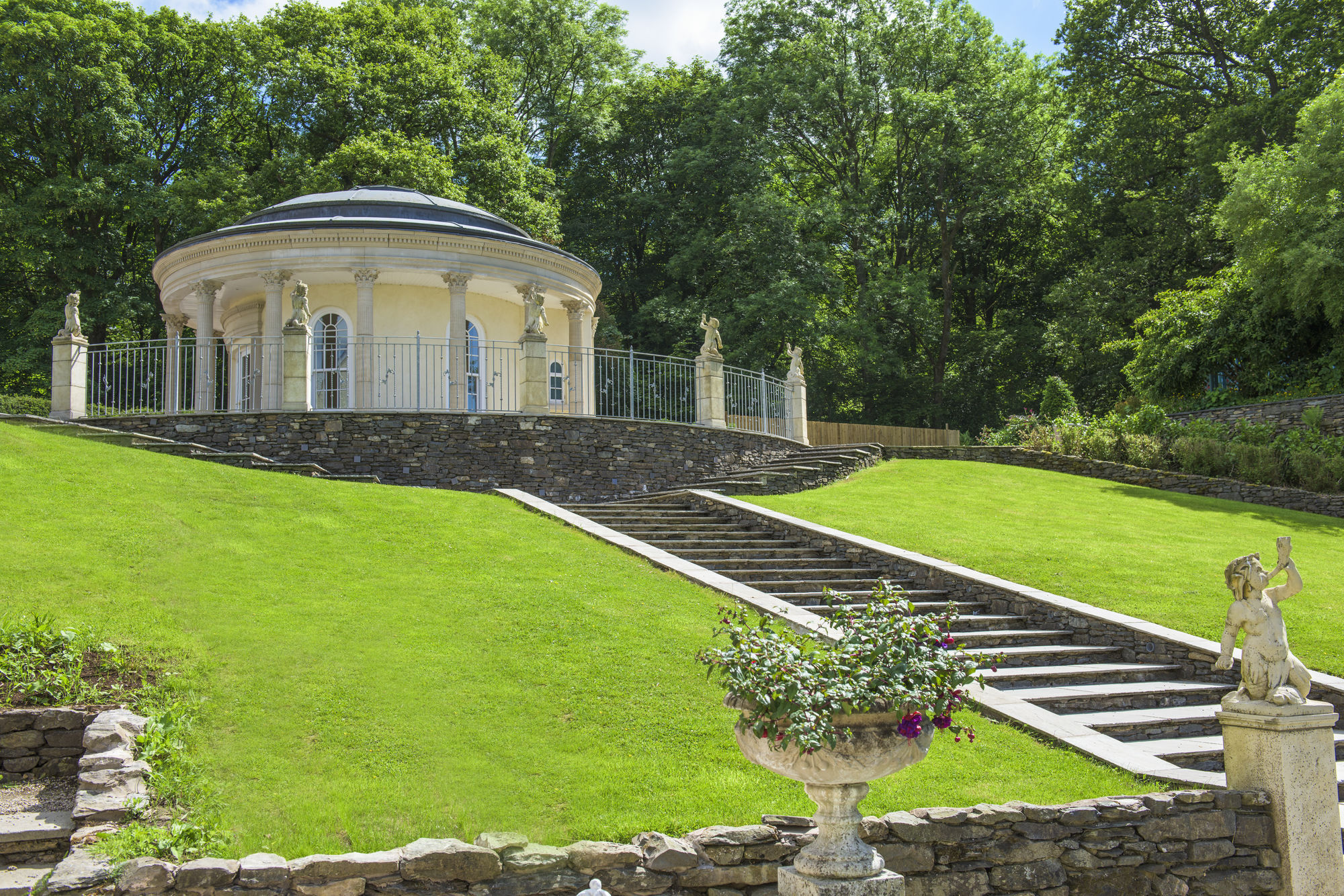 Newby Bridge Hotel Екстериор снимка